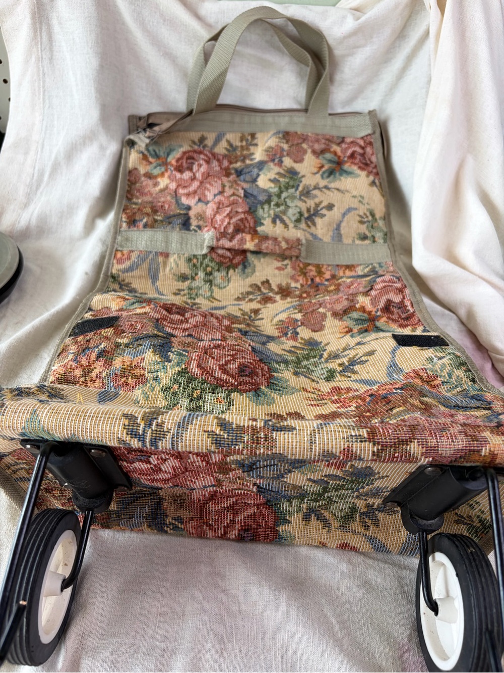 Floral Tapestry Utility Shopping Tote with Wheels - Beige Multi